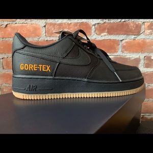 Nike Air Force one! Gortex!!!!